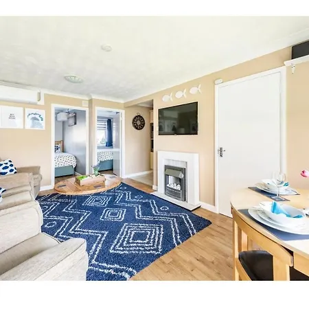 The Phoenix By The Sea- 2 Bedroom Flat In Hunny Hunstanton Exterior photo