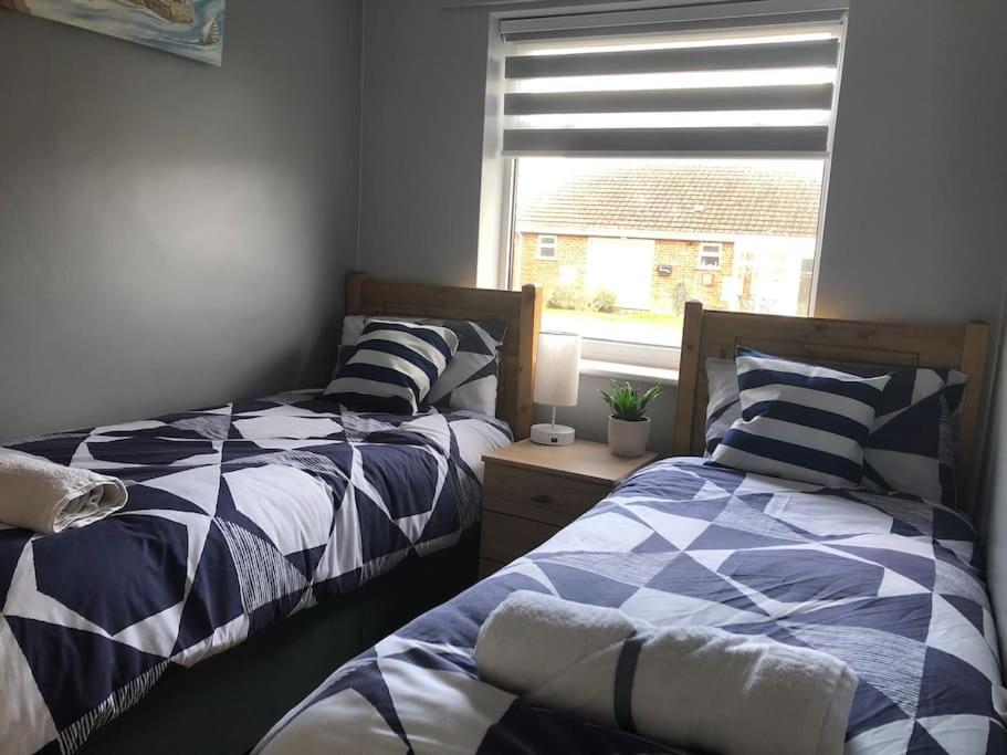 The Phoenix By The Sea- 2 Bedroom Flat In Hunny *