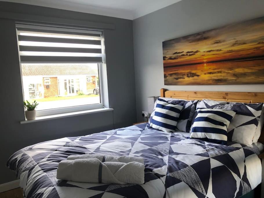 Apartment The Phoenix By The Sea- 2 Bedroom Flat In Hunny *