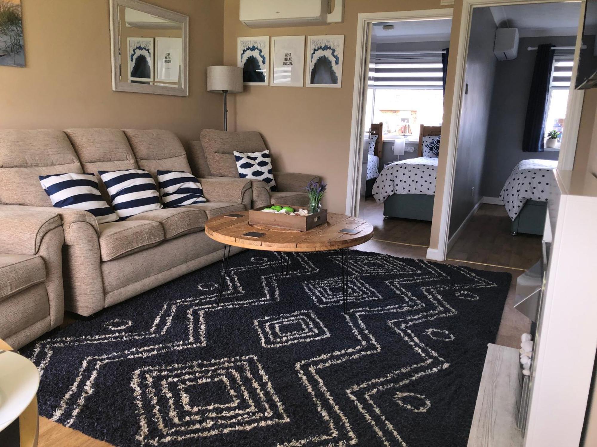 Apartment The Phoenix By The Sea- 2 Bedroom Flat In Hunny