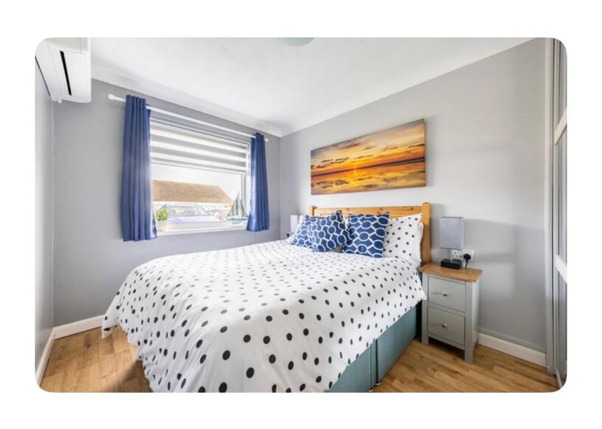 Apartment The Phoenix By The Sea- 2 Bedroom Flat In Hunny